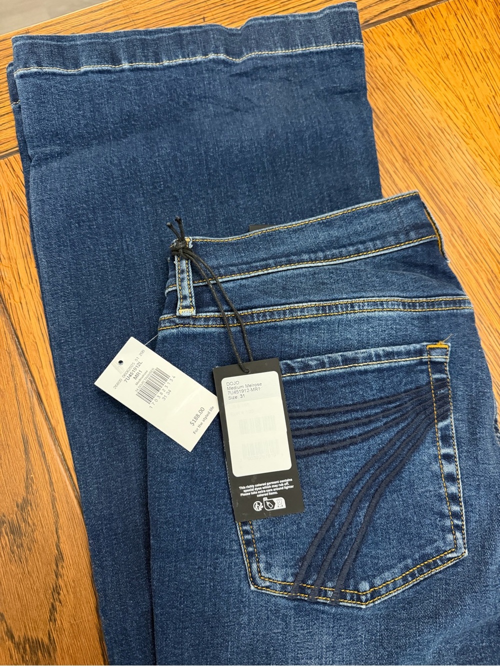 7 For All Mankind Women’s Slim Illusion Dojo Jeans - Dark Blue Denim - Picture 3 of 5